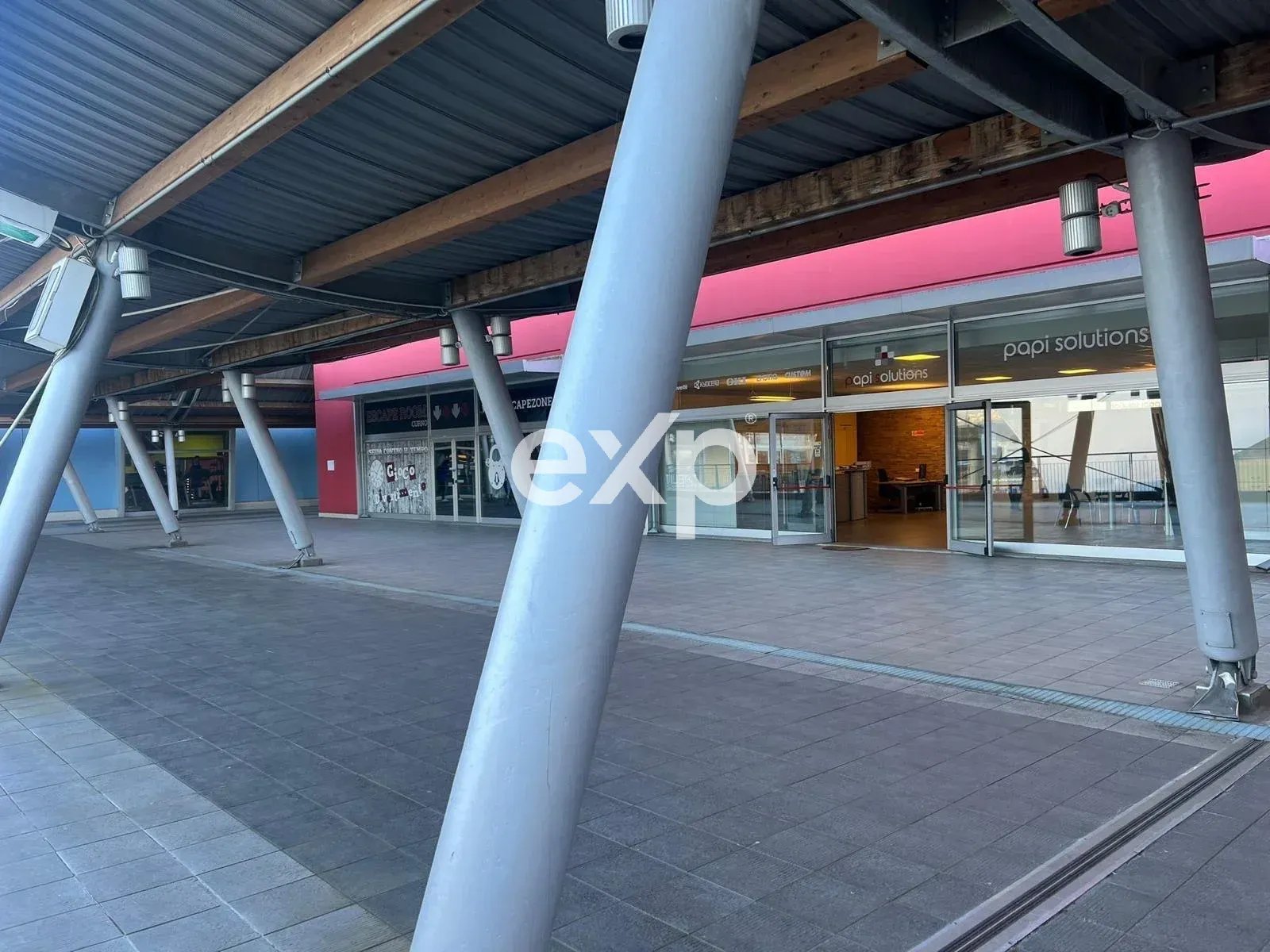 Ufficio in vendita a Curno, Via Privata Battista Rota, 24035 Curno, 262 m²