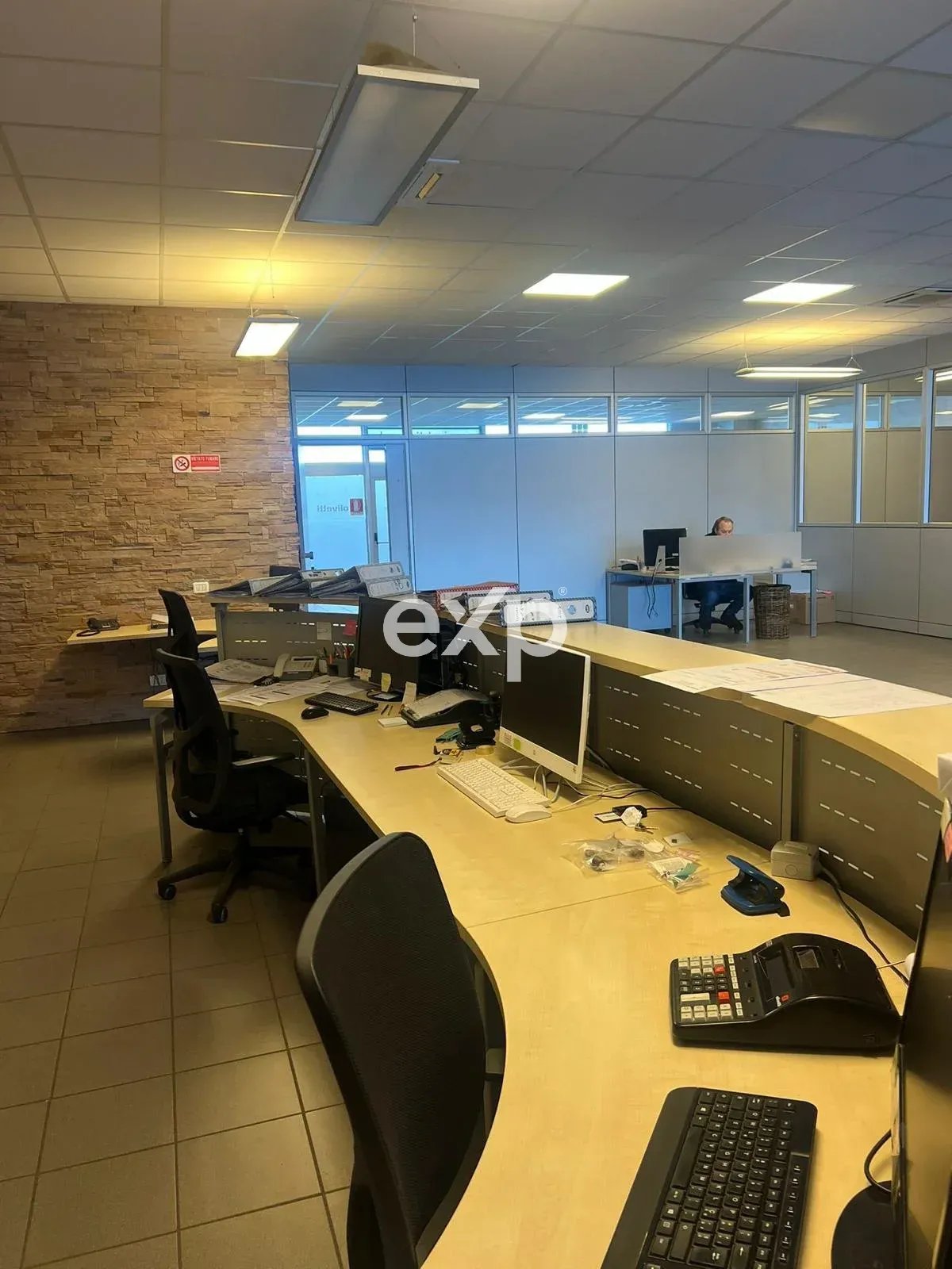 Ufficio in vendita a Curno, Via Privata Battista Rota, 24035 Curno, 262 m²