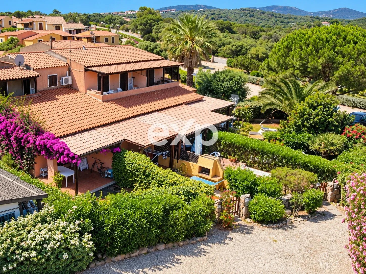 Porto Pollo, Palau (Loc. Barrabisa) – Residence Il Borgo