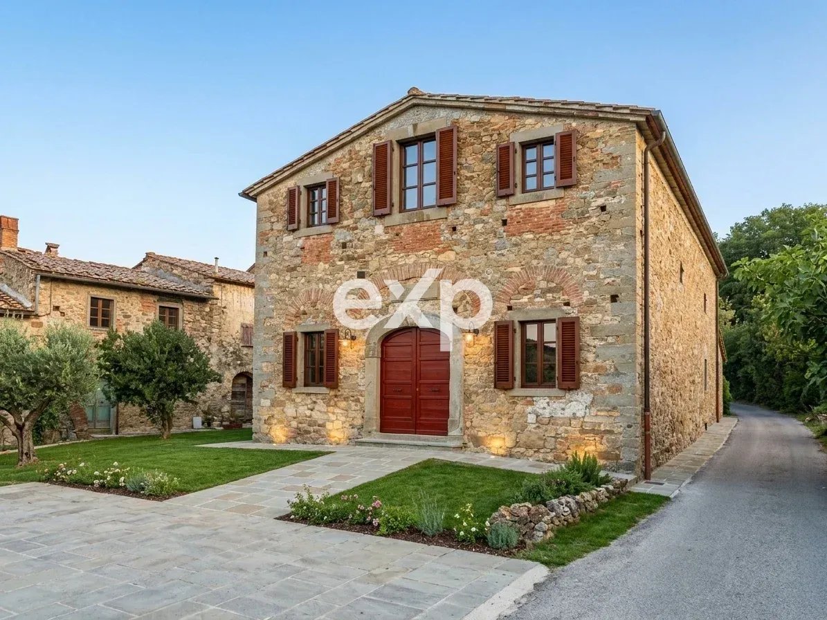 Casa in vendita a Civitella in Val di Chiana, 1040 m²