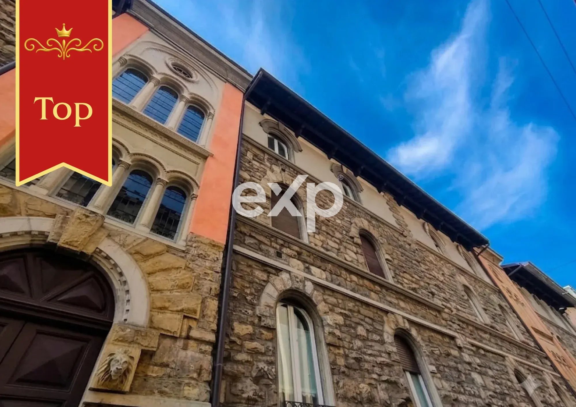 Appartamento in vendita a Bergamo, 198 m²