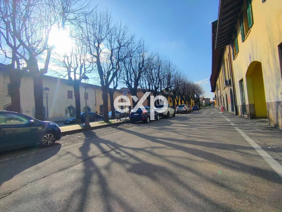 Negozio / Locale commerciale in vendita a Ghisalba, 55 m²