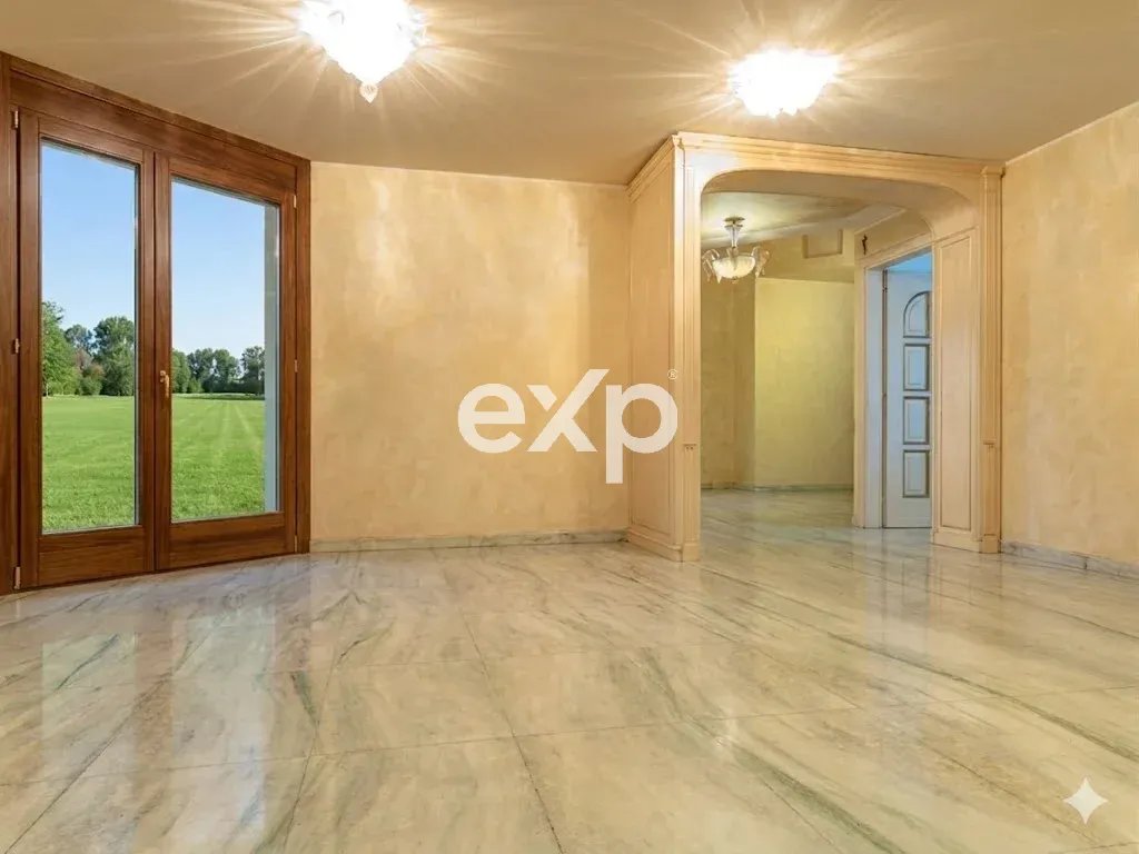 Casa in vendita a Castel Rozzone, 317 m²