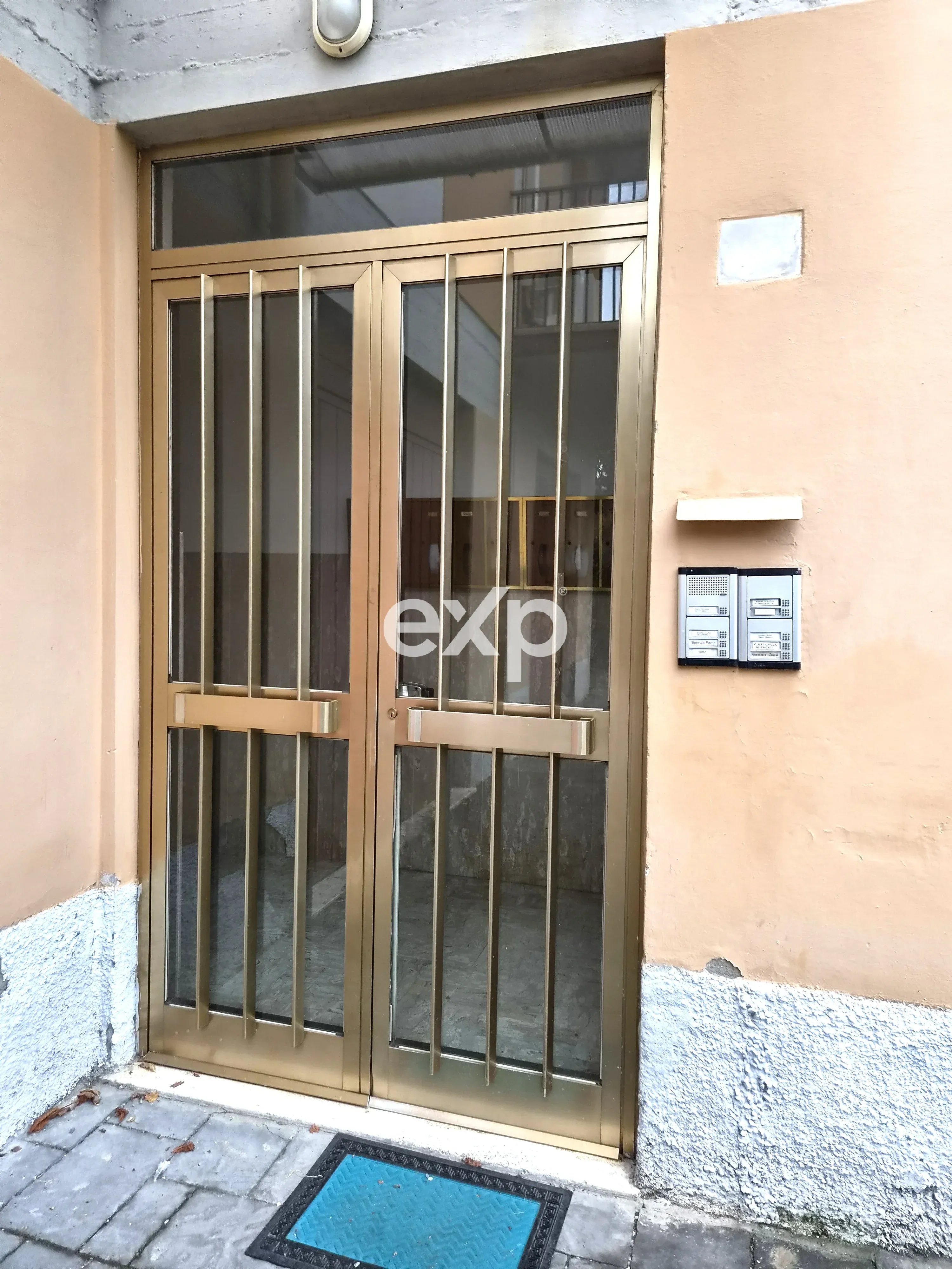 Appartamento in vendita a Arezzo, 133 m²