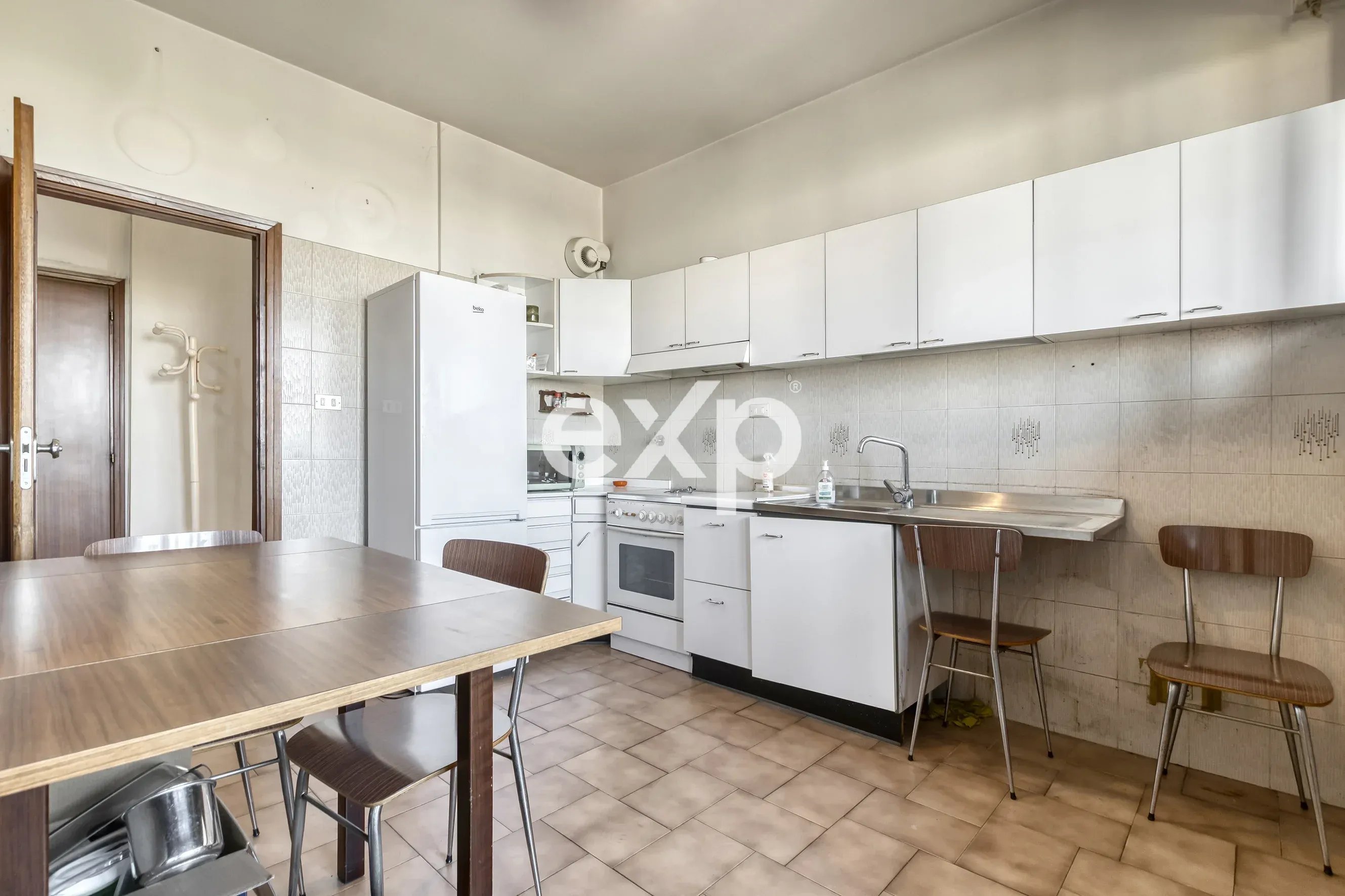 Apartment for sale in Bologna, 118 m²