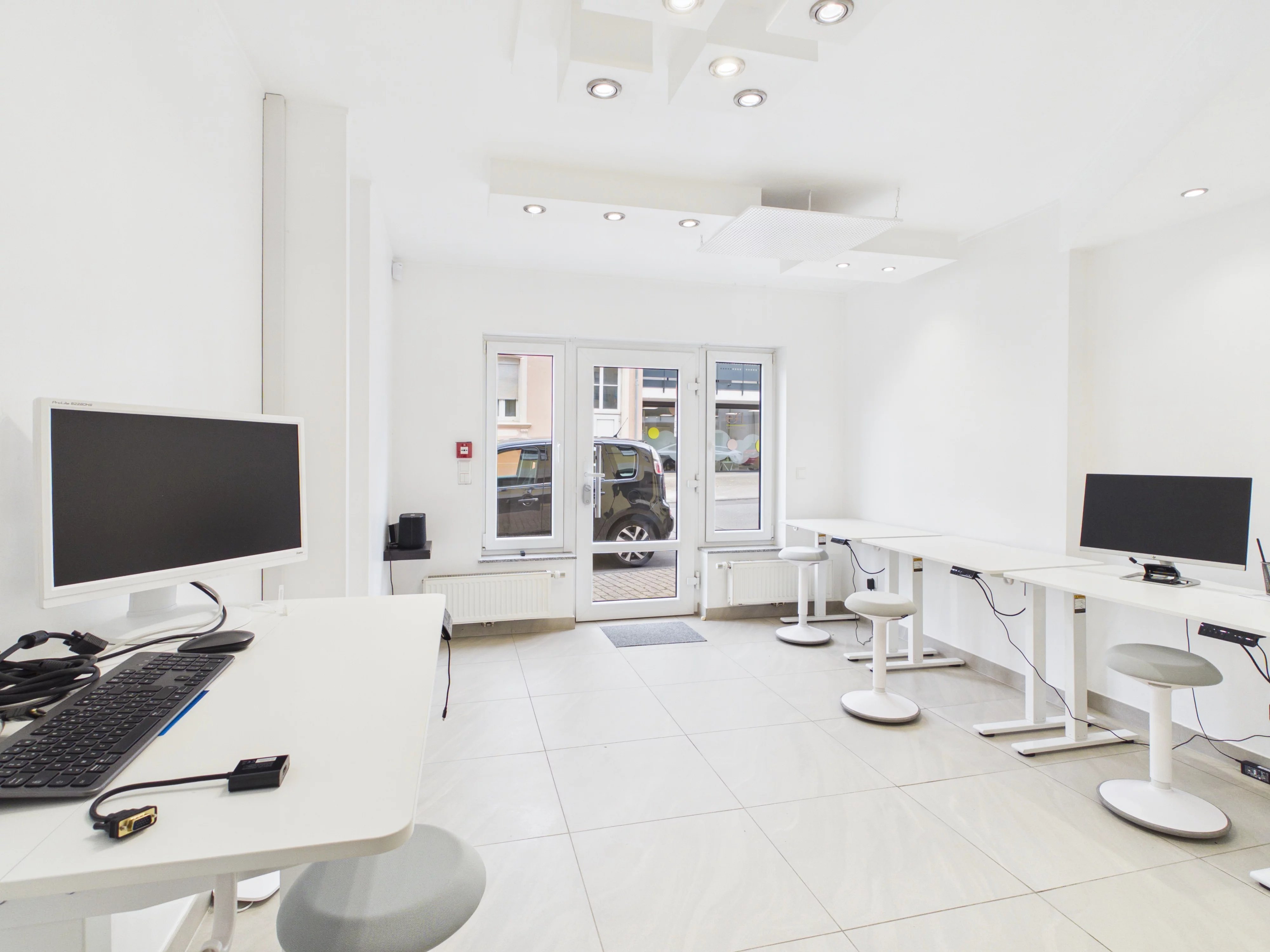 Commercial Office PMR — Investment Opportunity in Kayl 4