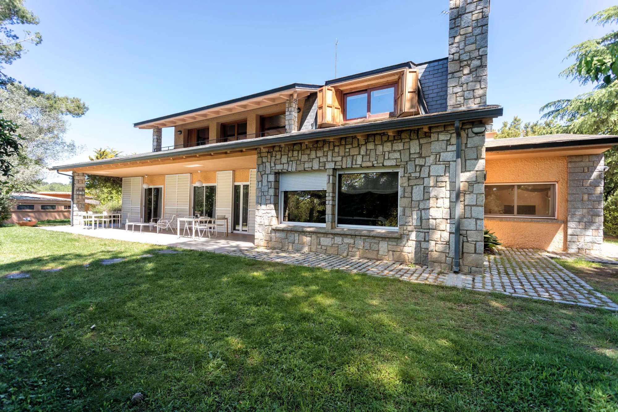 Maison à vendre à Cardedeu, 08440 Cardedeu, 759 m²