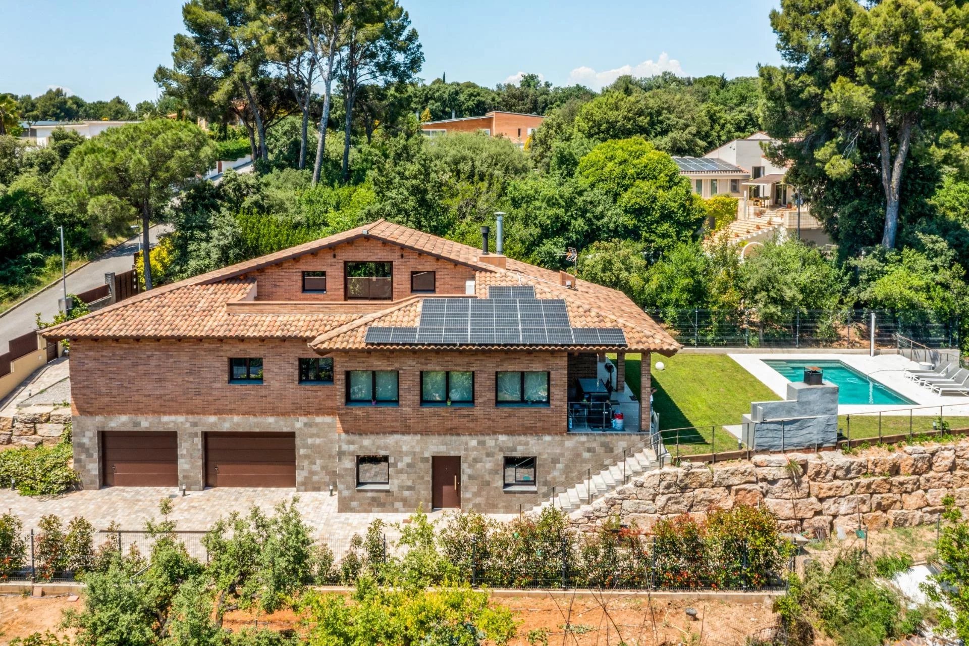 Villa forêt-Edge 2023 à Les Franqueses del Vallès — Vie à un seul niveau, intimité totale