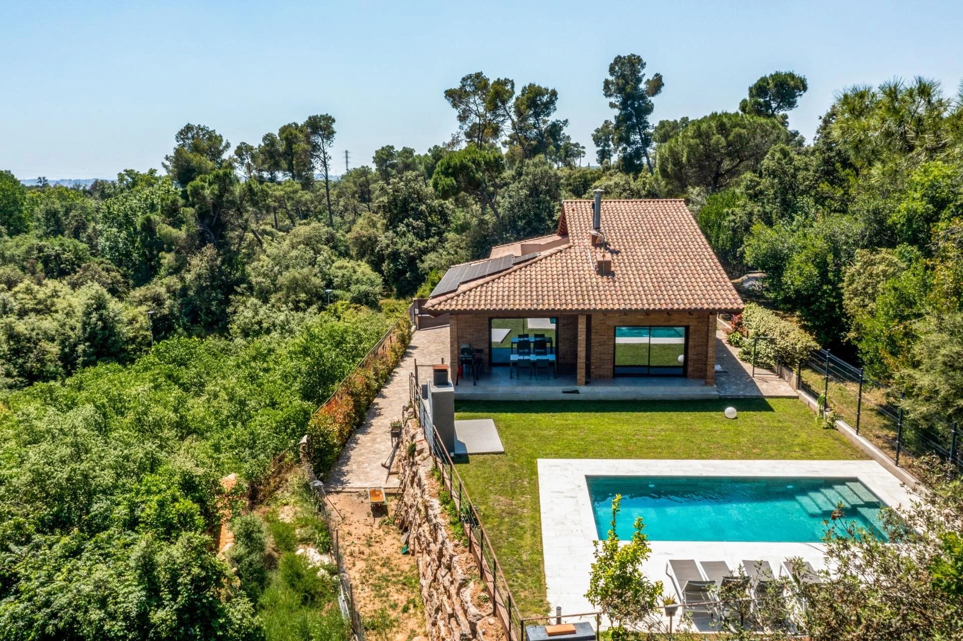 Forest-Edge Villa 2023 in Les Franqueses del Vallès — Single-Level Living, Complete Privacy 2