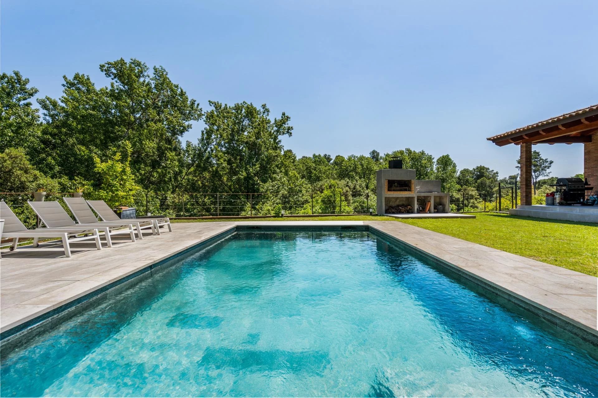 Forest-Edge Villa 2023 in Les Franqueses del Vallès — Single-Level Living, Complete Privacy 4