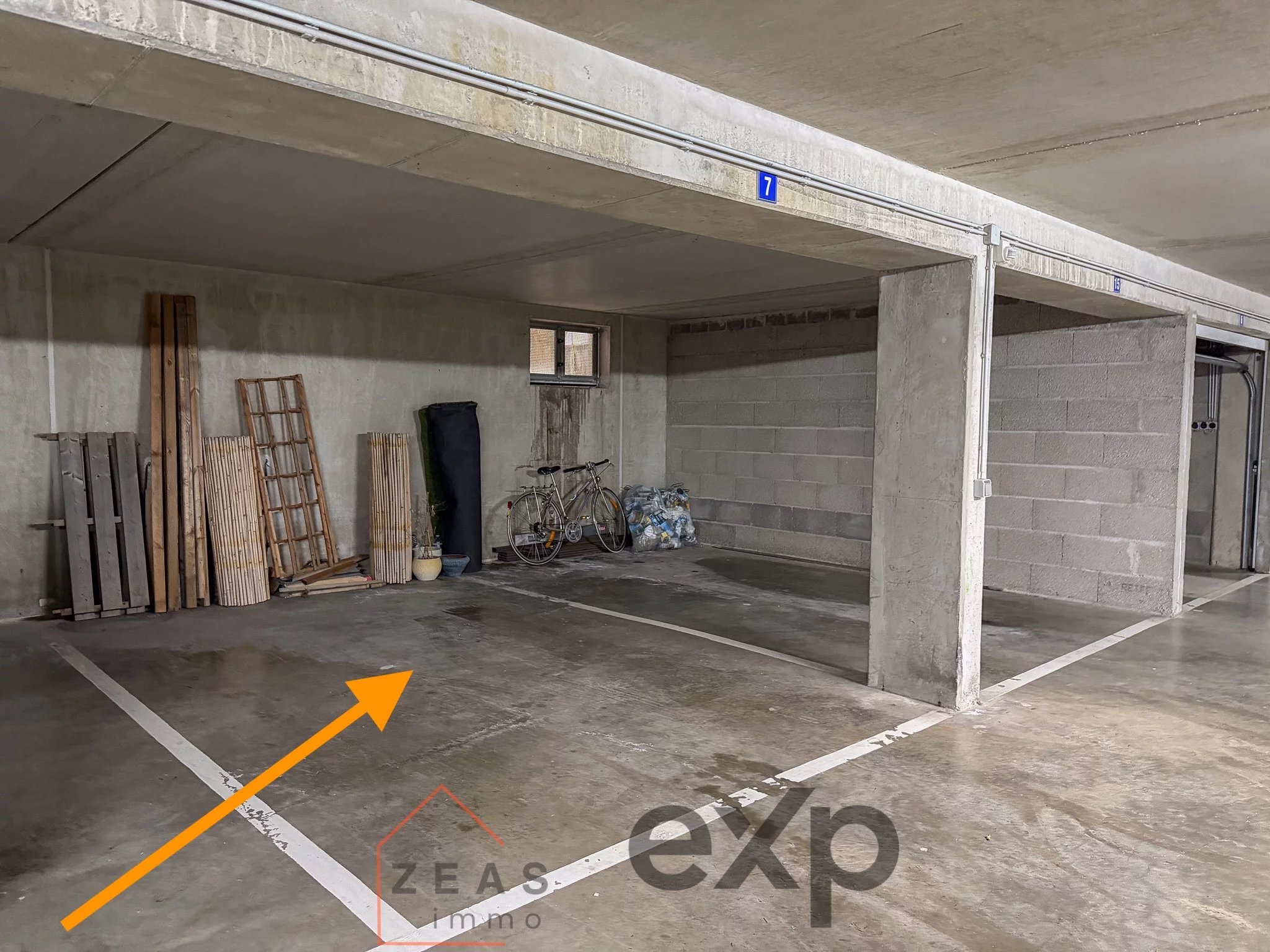 Parking intérieur sécurisé à vendre à Alzingen, Hesperange