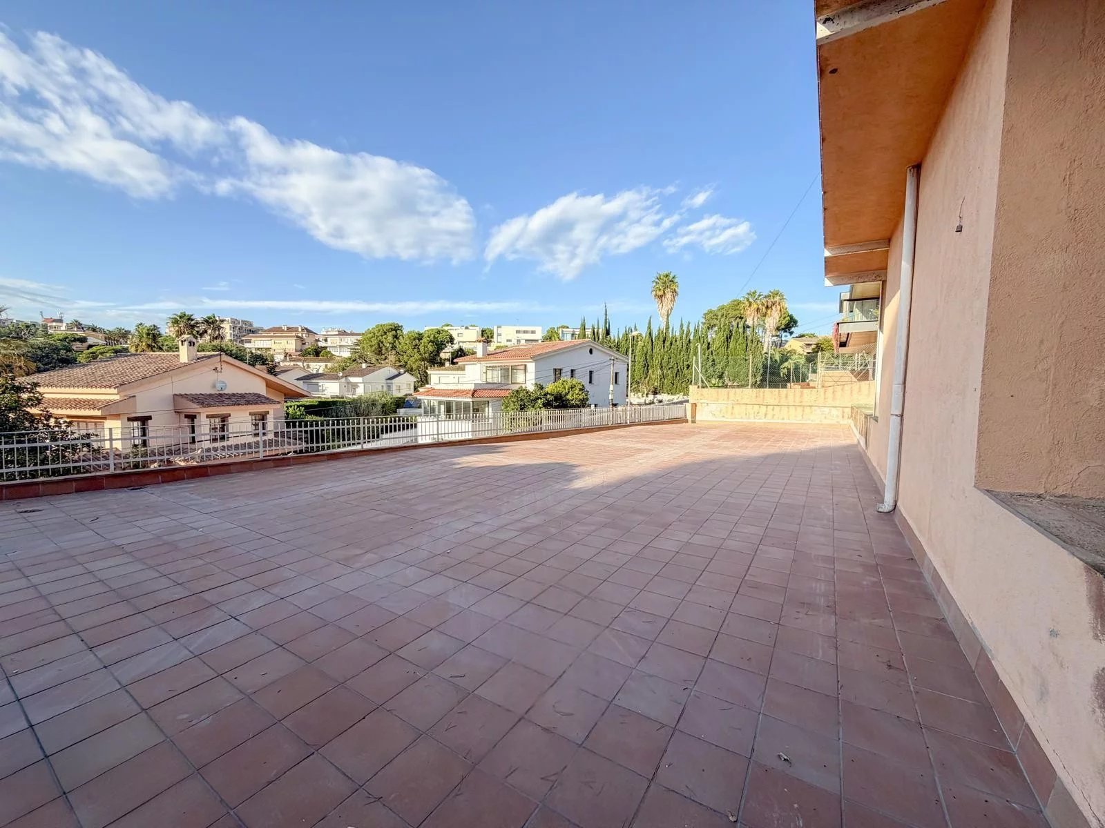 Villa indépendante avec licence touristique à quelques pas de la plage de Fenals, Lloret de Mar