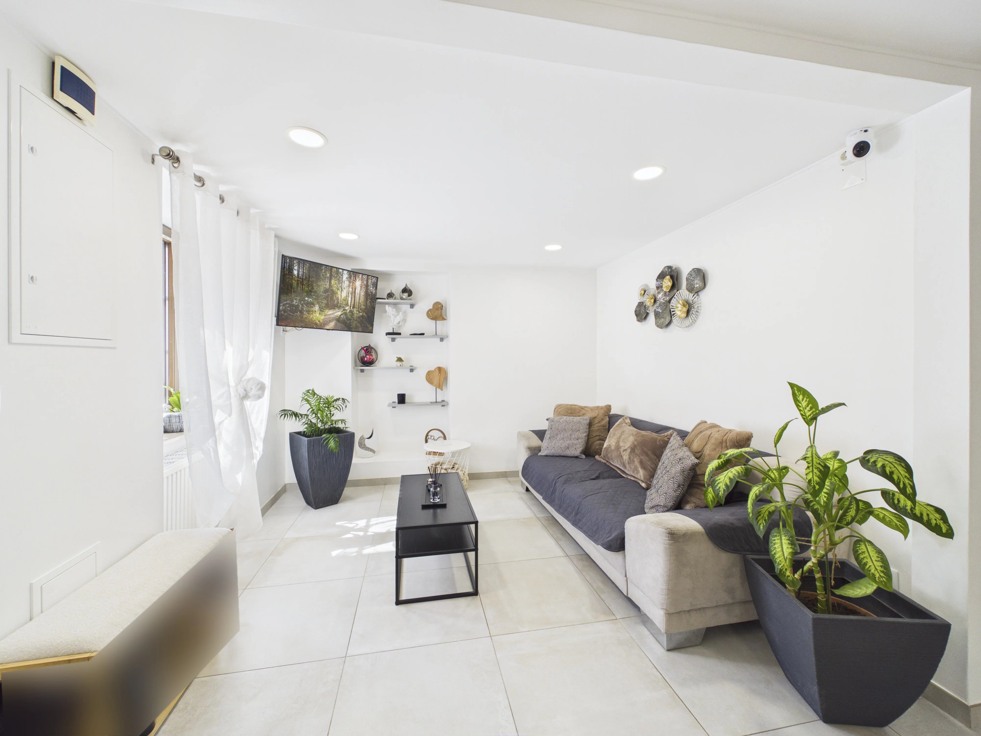 Maison familiale entièrement rénovée à Bettendorf – 7 chambres, bureau et terrasse