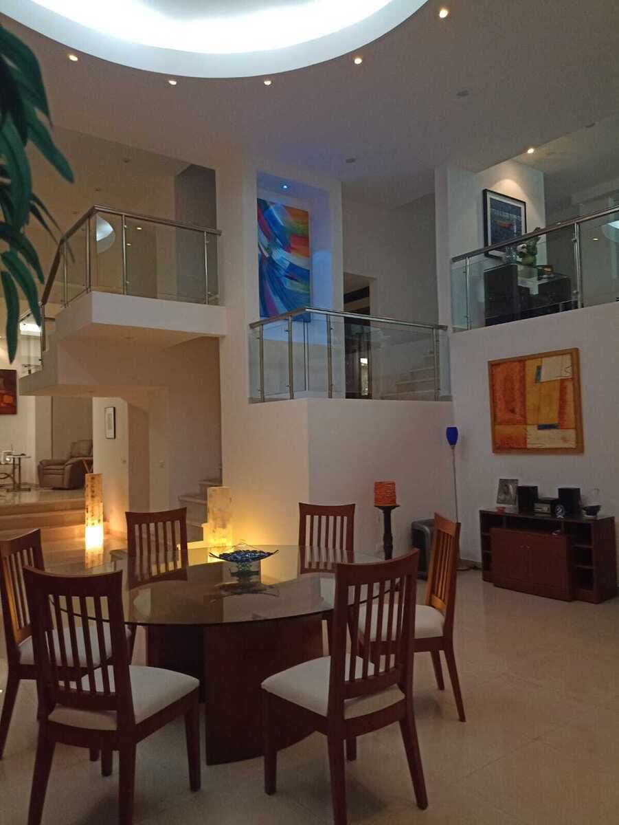 Casa de 4 recamaras en SM11 Cancún: ubicación, conectividad y seguridad