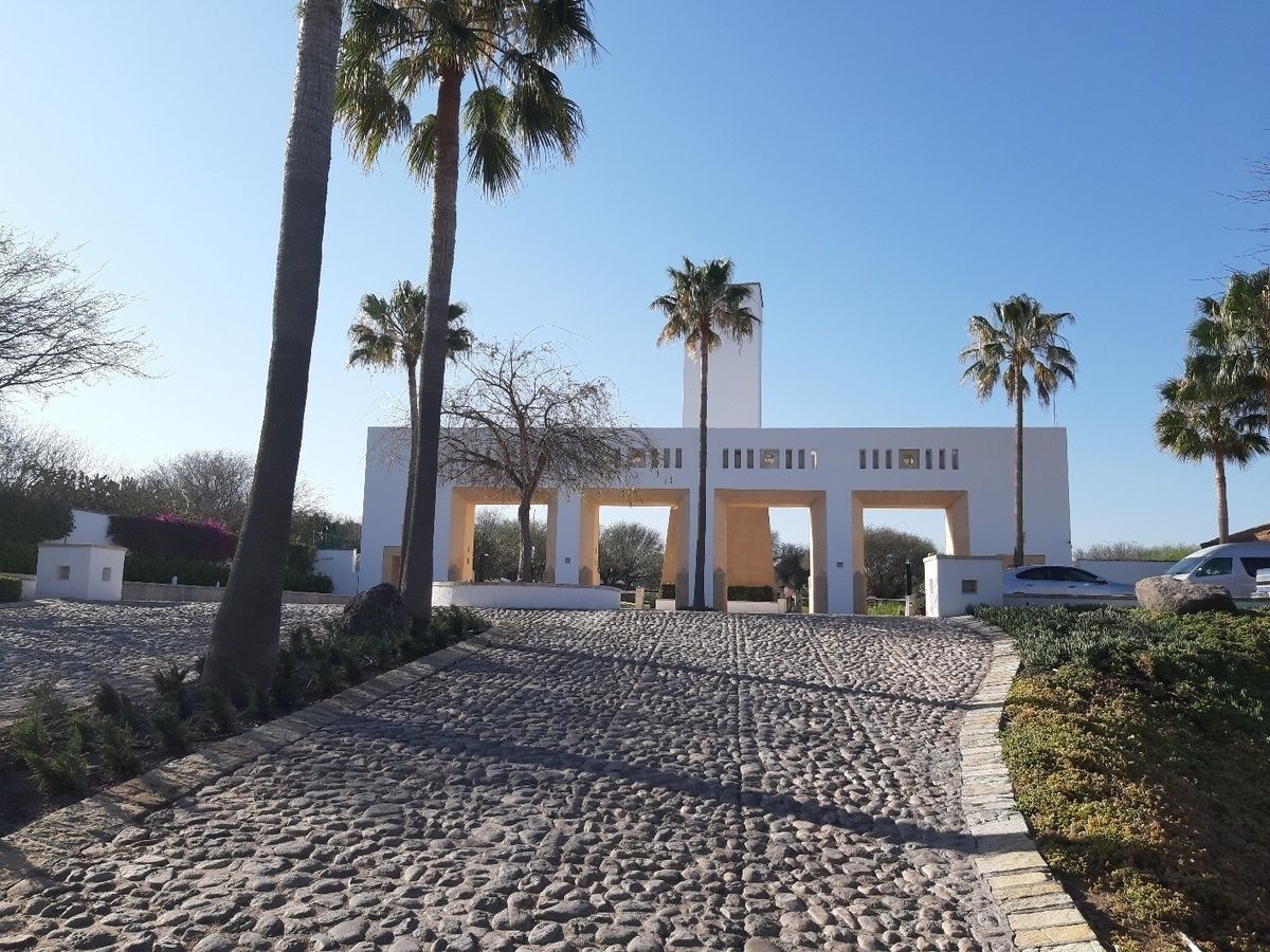 Terreno en Otomi 392m2 con Club Hípico y amenidades sorprendentes
