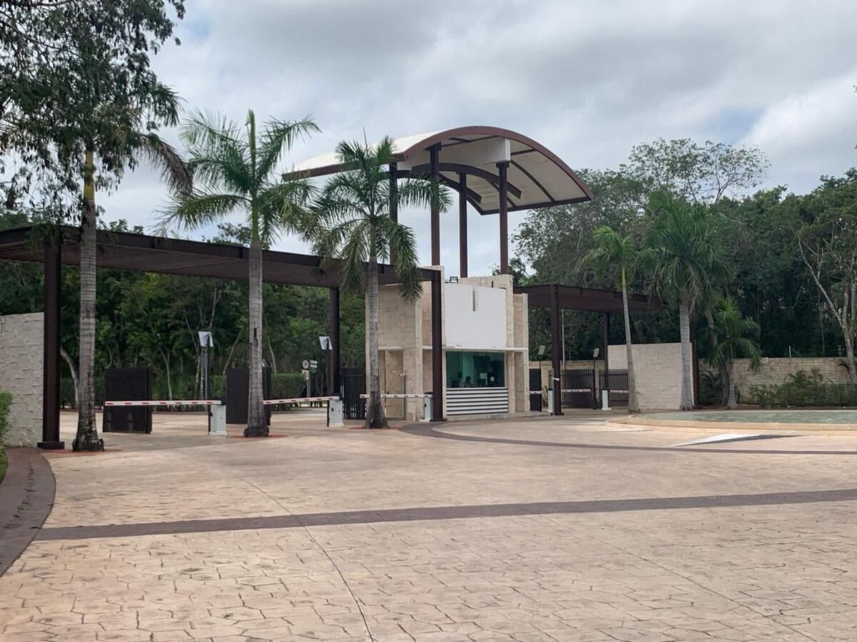¡Construye la casa de tus sueños en Senderos de Mayakoba en Playa del Carmen!