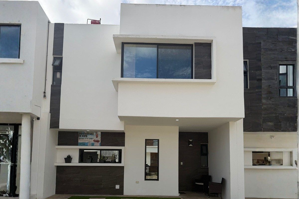 House for sale in Playa del Carmen, VIA ambruzco , Ejidal, 158 m²