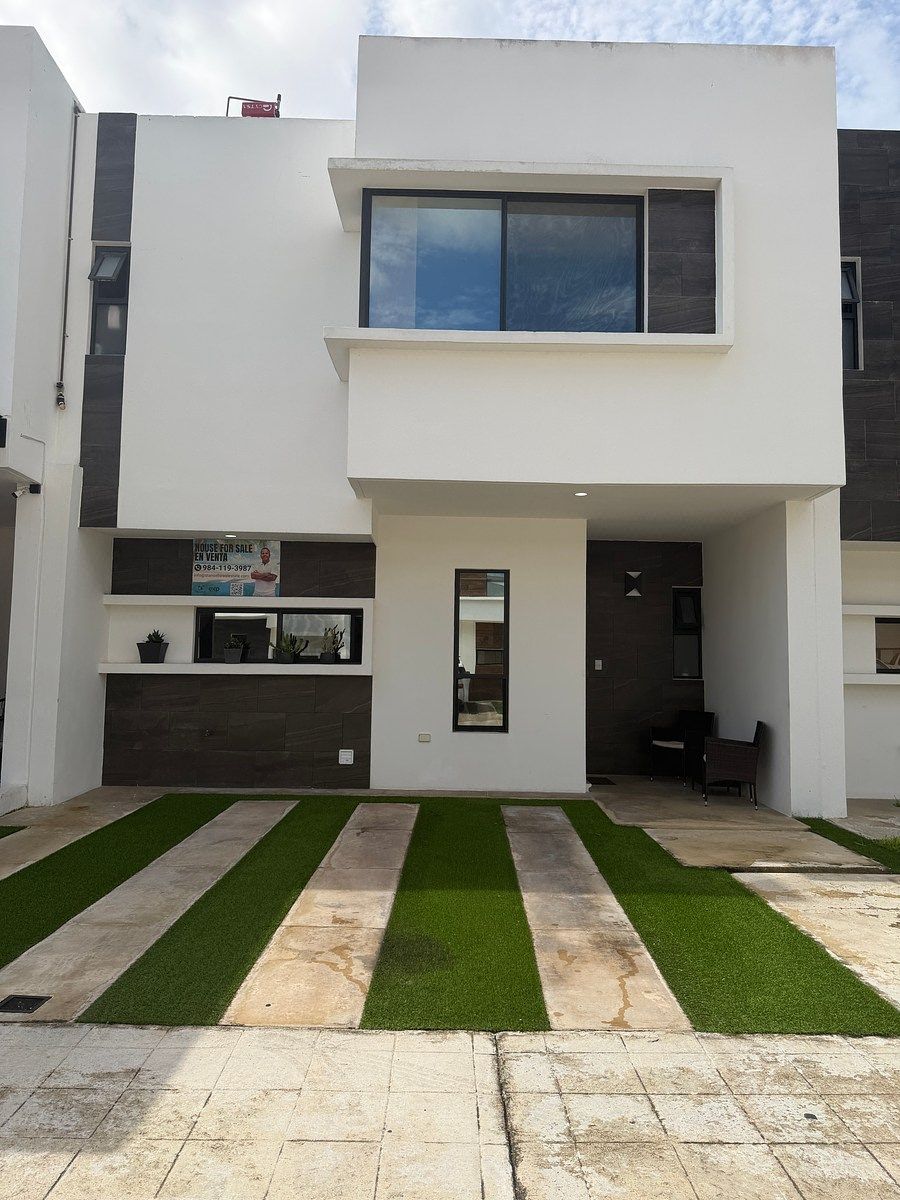 House for sale in Playa del Carmen, VIA ambruzco , Ejidal, 158 m²