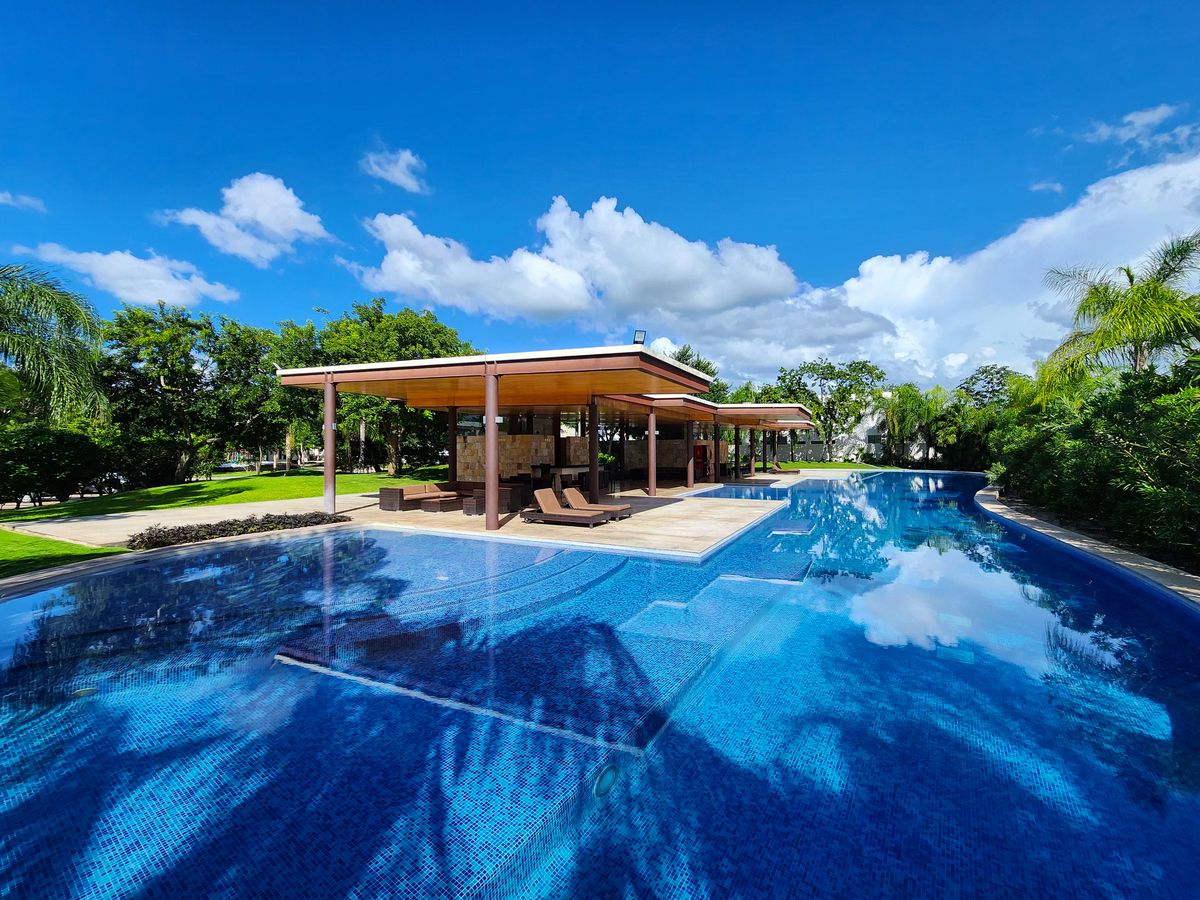 Lote residencial en venta en Privada Roble, Parque Central