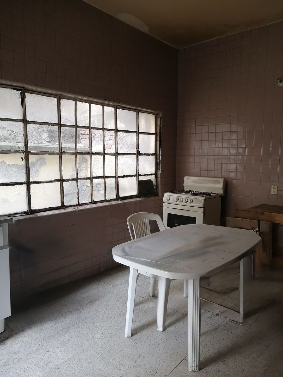 SE VENDE CASA