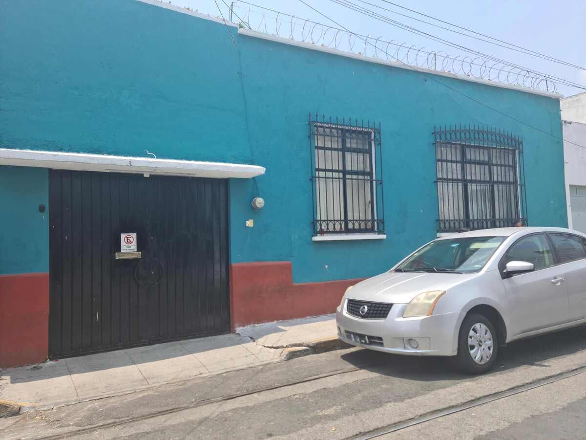 SE VENDE CASA
