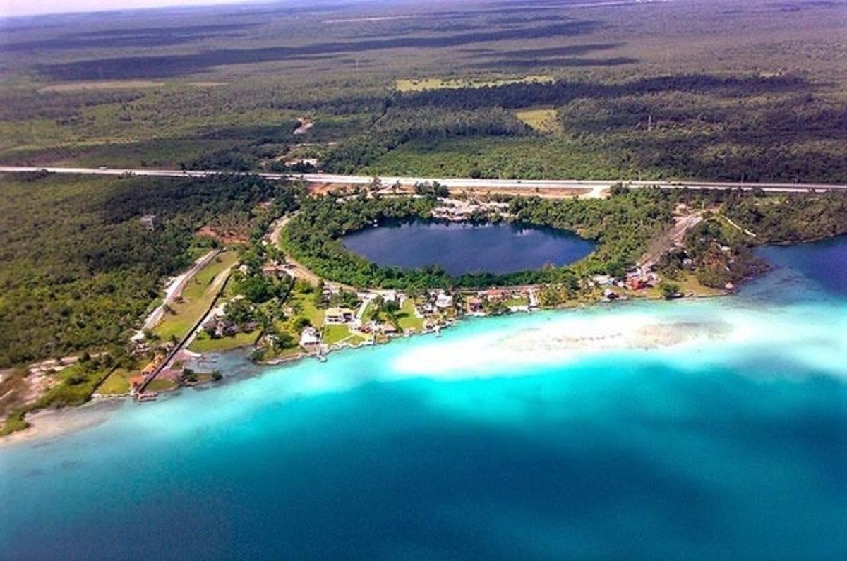 Terreno frente a Cenote Azul Bacalar