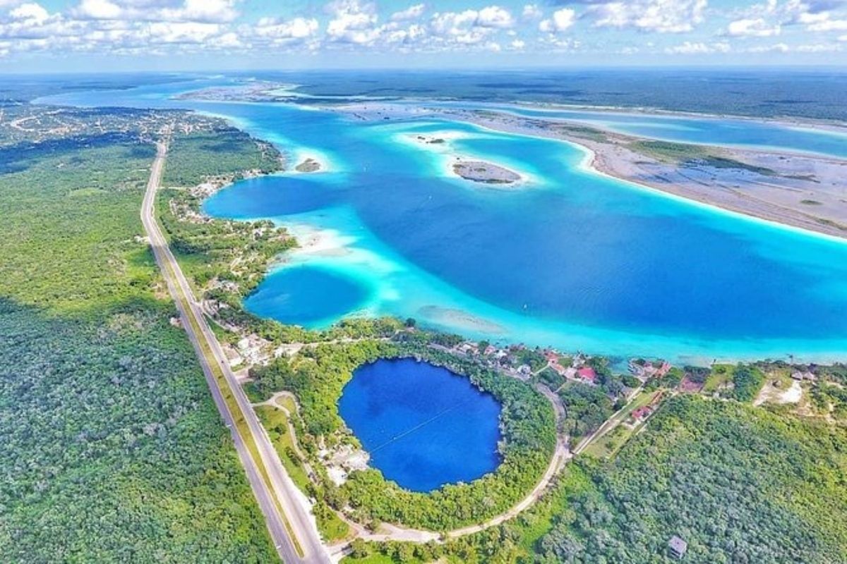 Terreno frente a Cenote Azul Bacalar