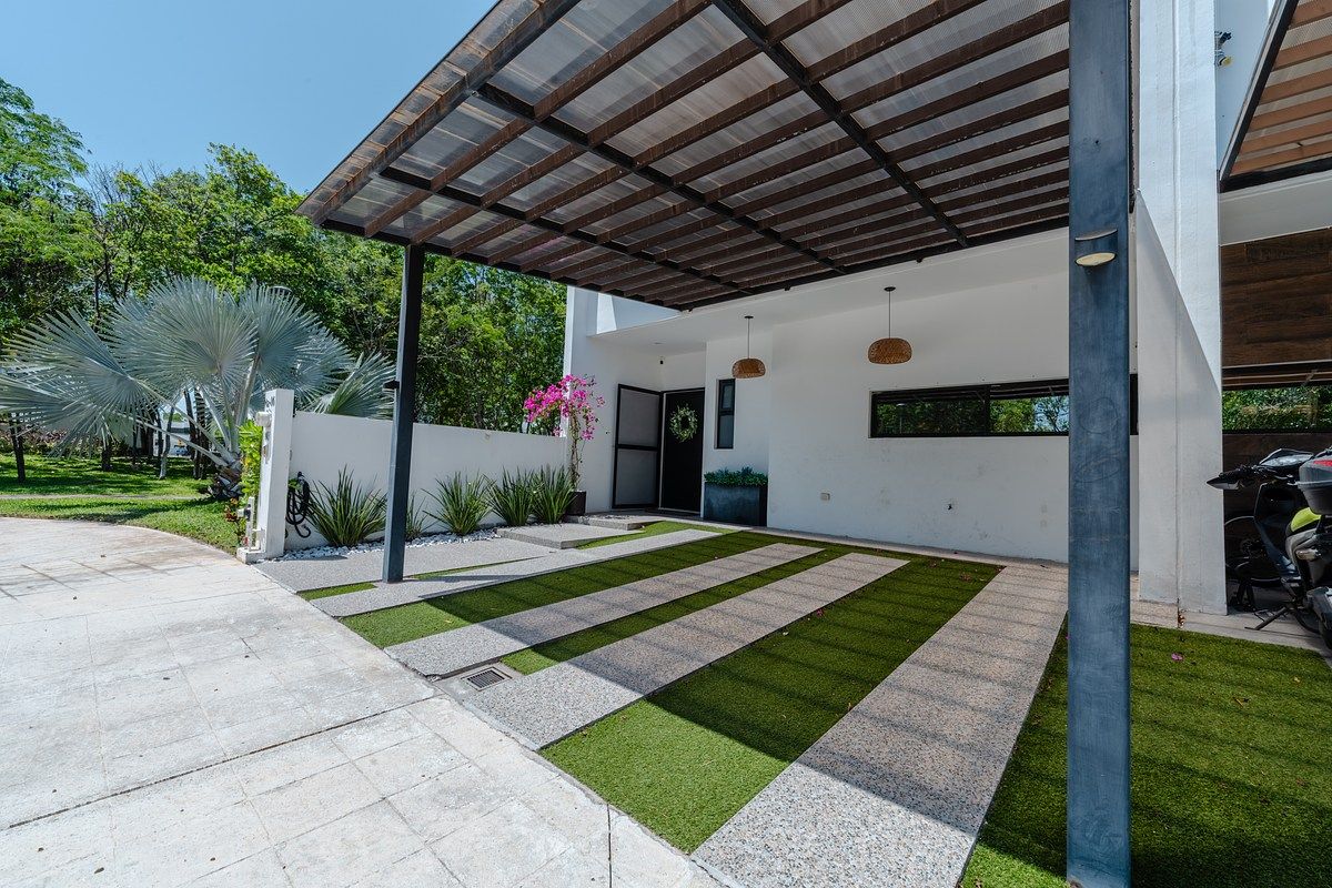 Altaria Residencial | Modern 3-Bedroom Home for Sale in Playa del Carmen