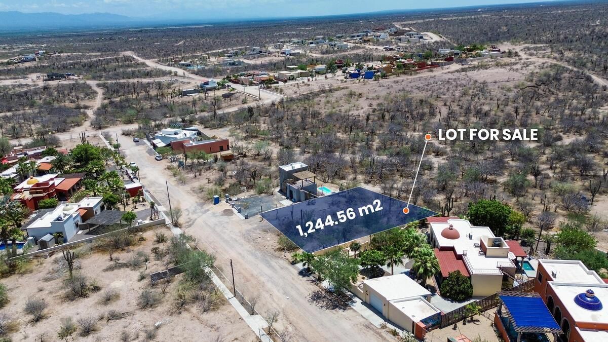 Terreno en Venta en Calle Torote en Lomas del Centenario