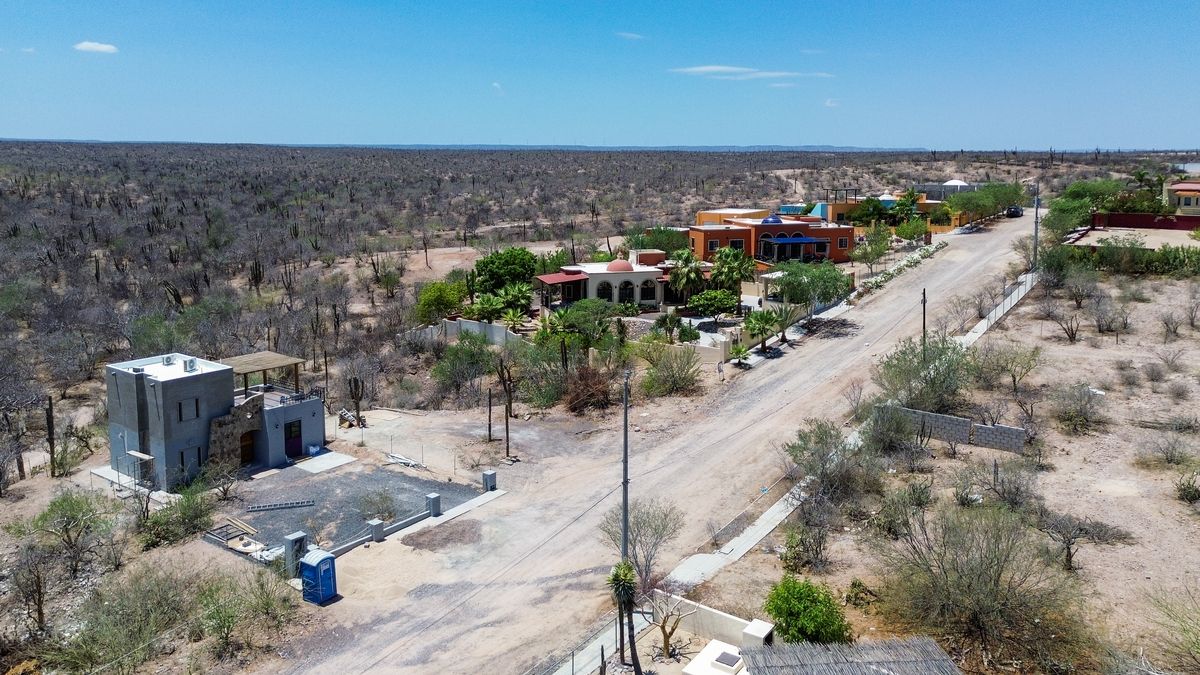 Terreno en Venta en Calle Torote en Lomas del Centenario