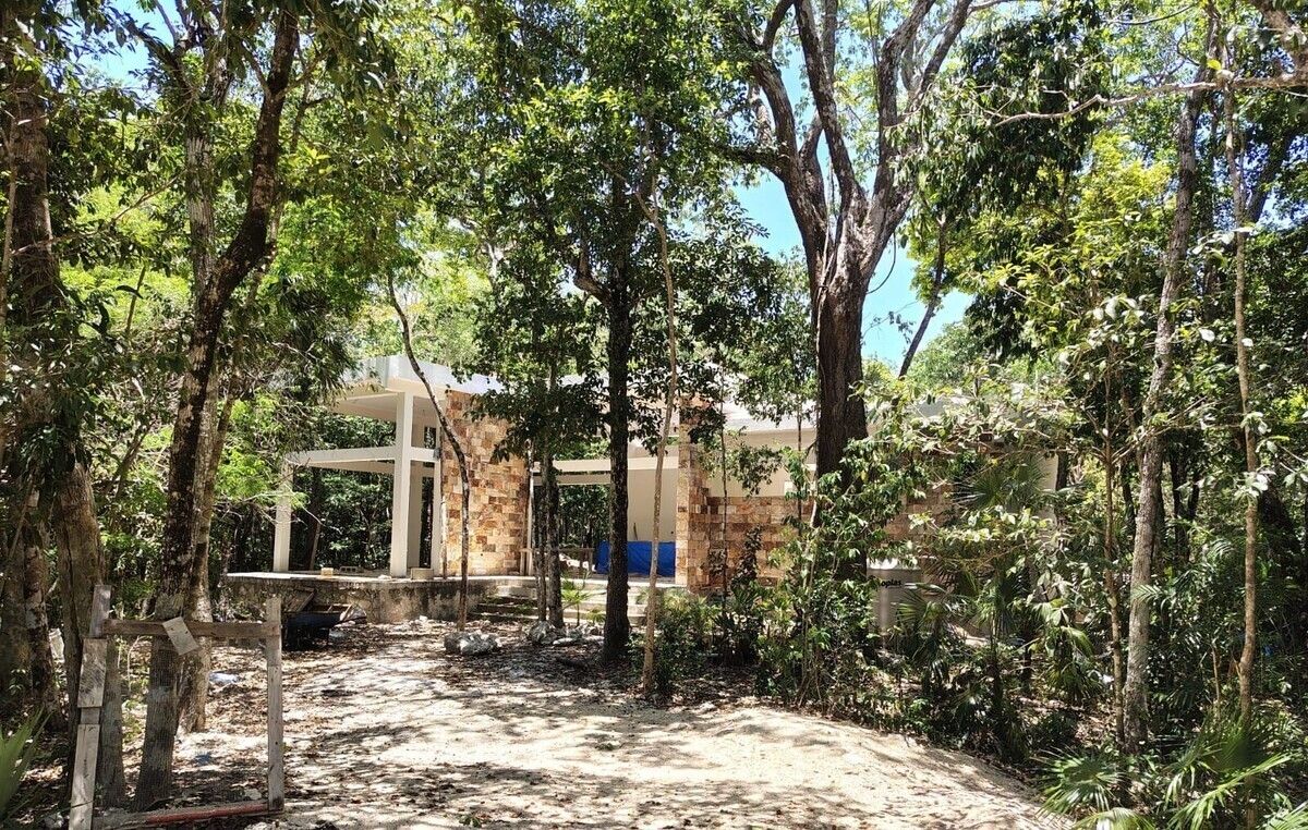 Terreno en Venta en Akumal: Naturaleza, Paz y Conexión