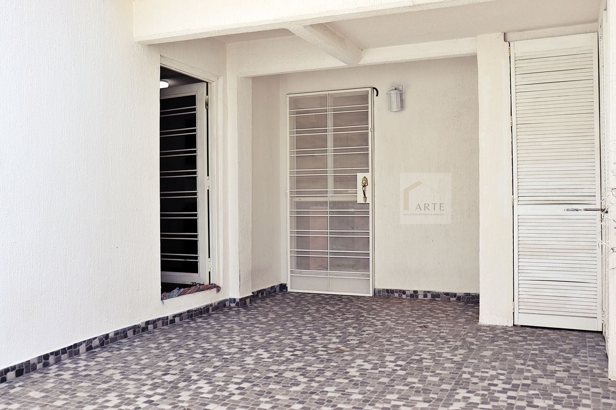 Casa en Condominio en Venta, Los Heroes Chalco III, Estado de Mexico