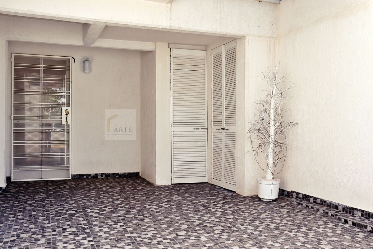 Casa en Condominio en Venta, Los Heroes Chalco III, Estado de Mexico
