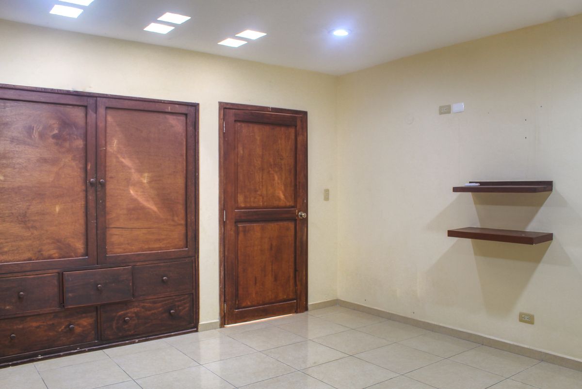 House for sale in Mérida, calle 61, 112 m²