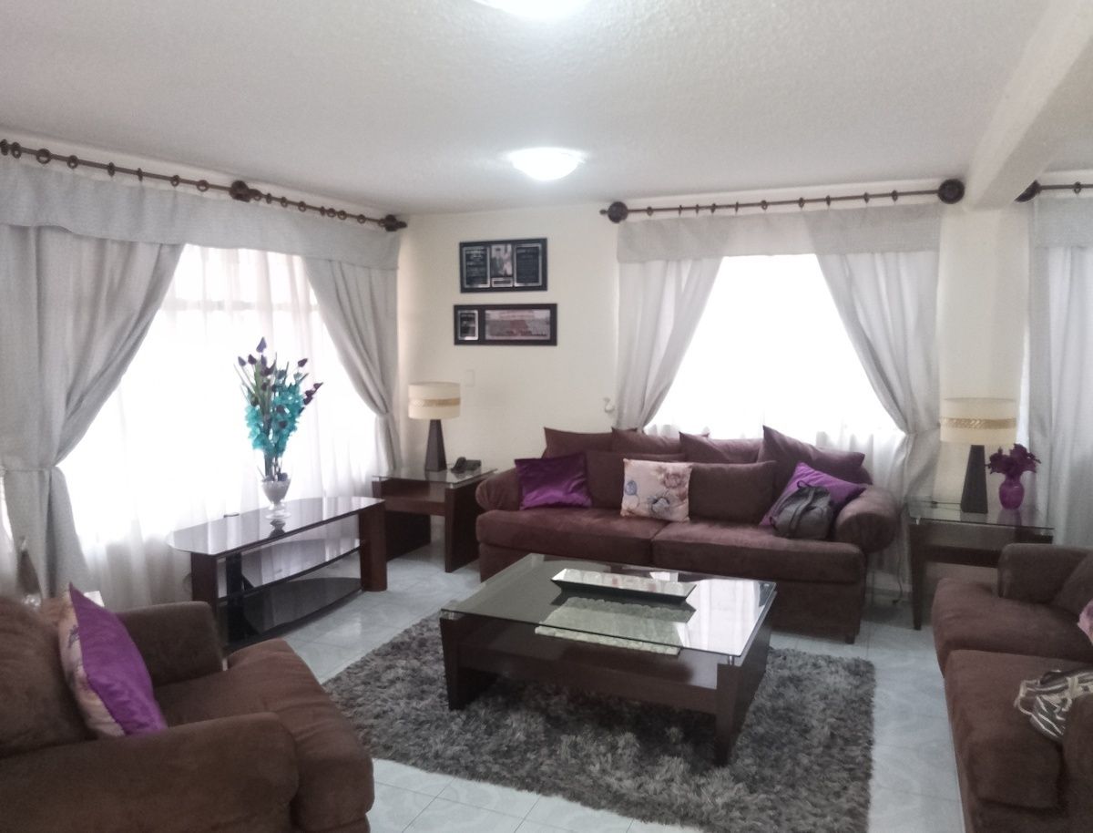 Amplia Casa en Venta en Tlahuac