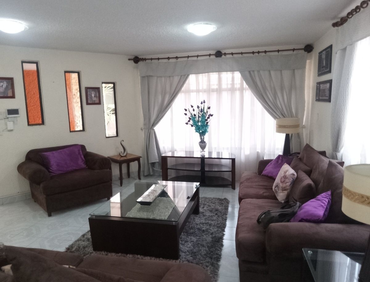 Amplia Casa en Venta en Tlahuac