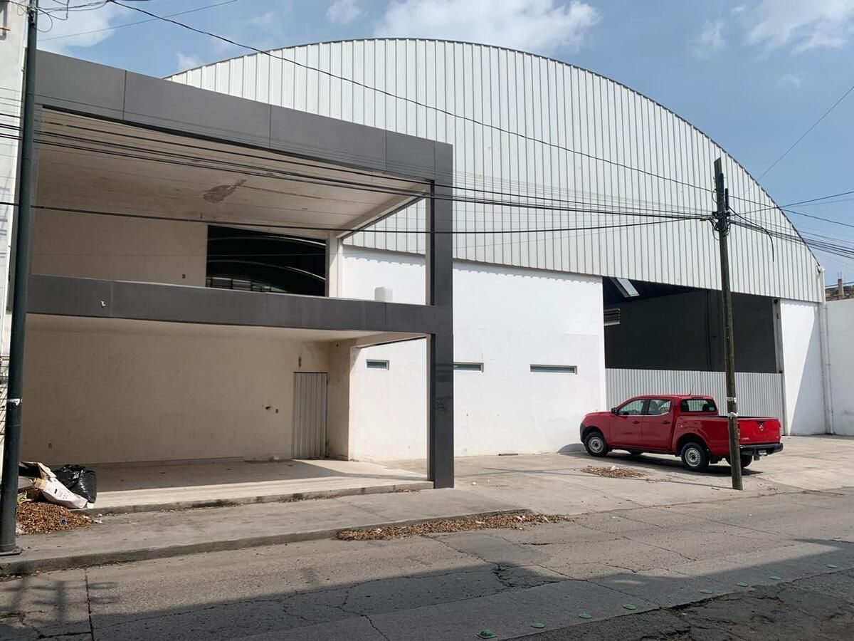 BODEGA EN AV JUAREZ LEON GUANAJUATO