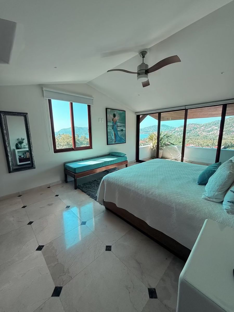 Ocean-View Penthouse in Villas El Tular–La Ropa