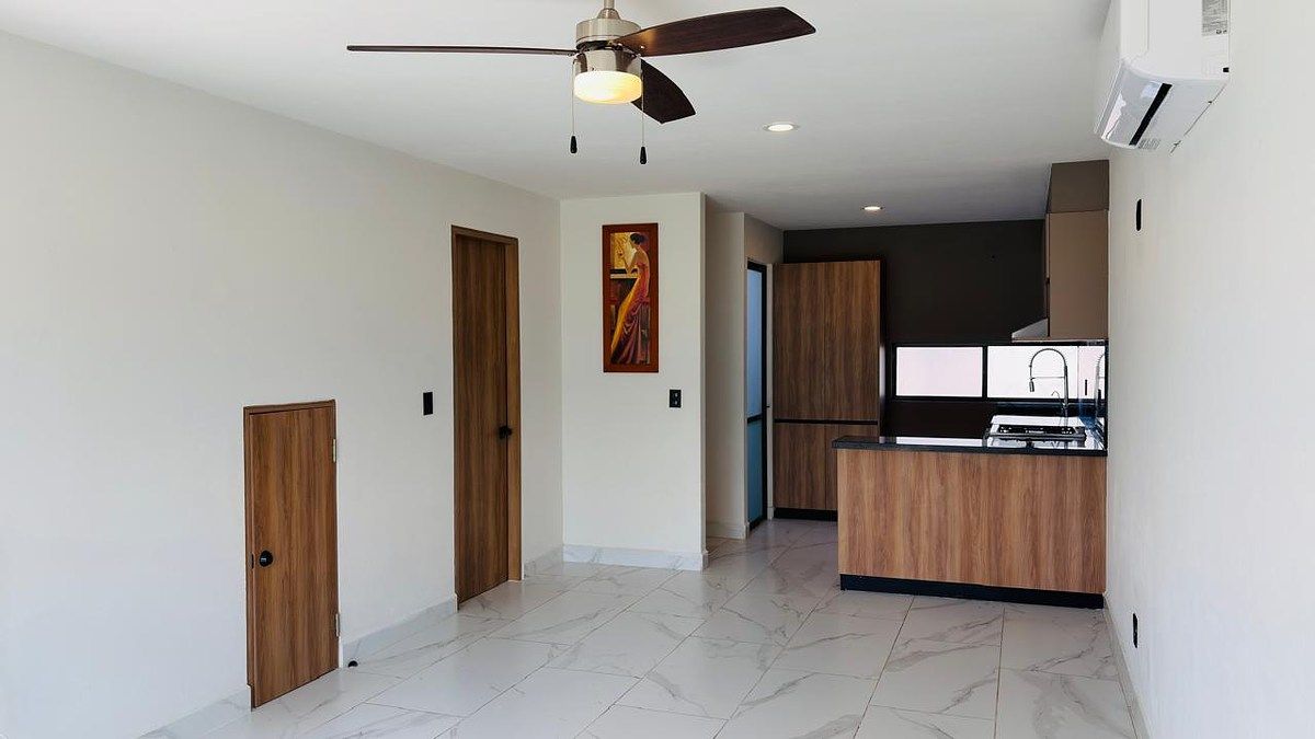 Casa en Renta Sin Amueblar con 3 Habitaciones, Alberca y Amenidades, Xochitepec