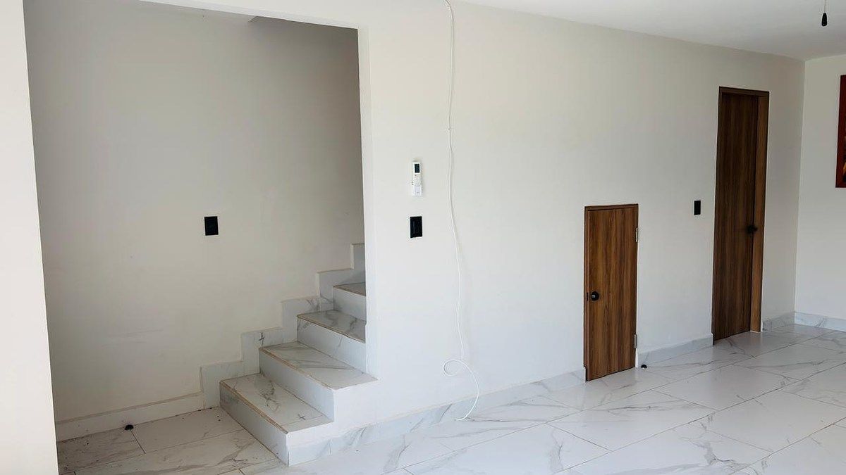 Casa en Renta Sin Amueblar con 3 Habitaciones, Alberca y Amenidades, Xochitepec