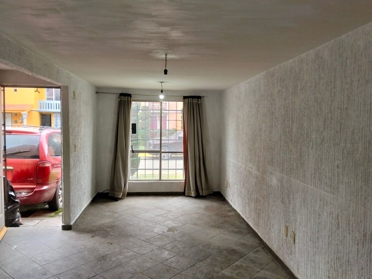 Amplia Casa en Venta en Cuautitlan