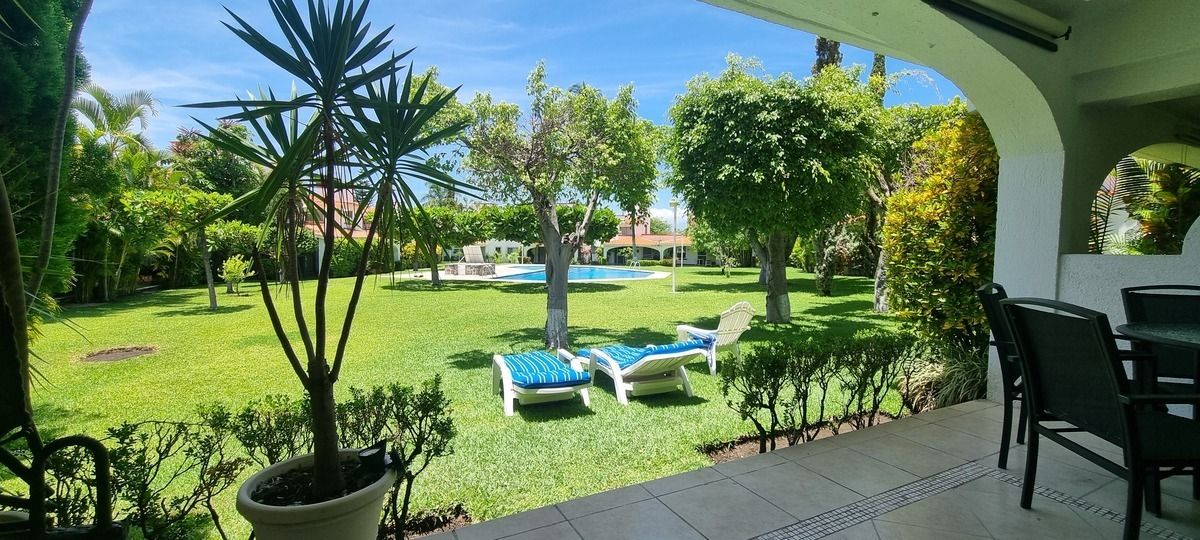 Casa Amueblada en Renta con 3 Habitaciones, Terraza y Alberca en Xochitepec
