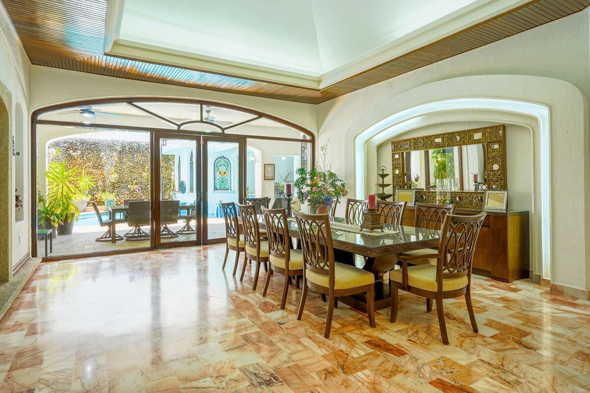 Hermosa casa en venta en Zona Residencial de Tuxtla Gutiérrez