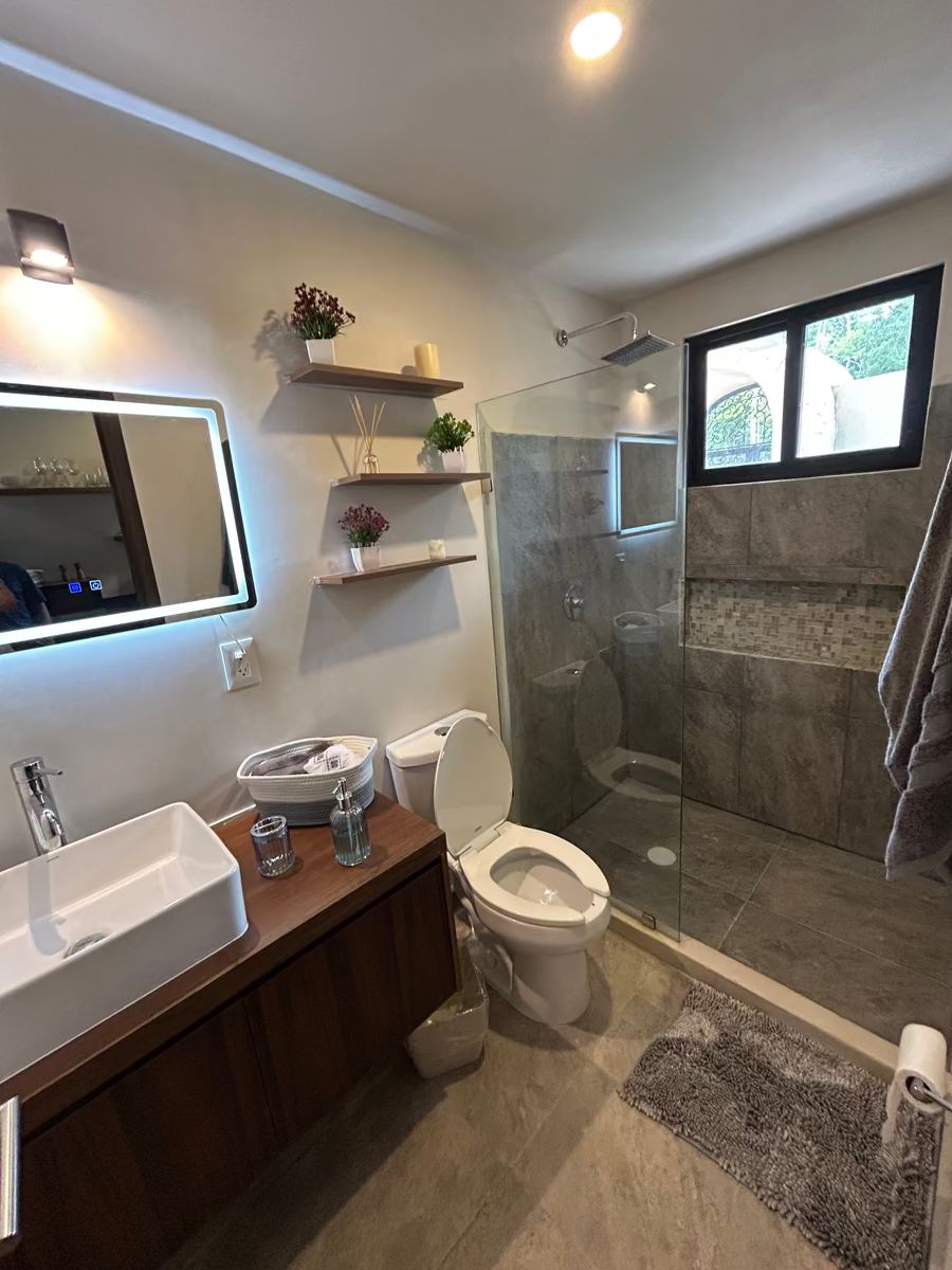 Estudio swim up completamente amueblado