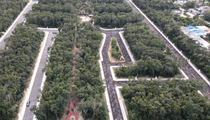Terreno en Venta en Fraccionamiento | Playa del Carmen | av. Universidades.