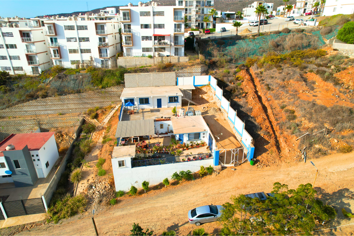 Propiedad en Zona Alta de Ensenada con Vista al Mar y Documento Ejidal Legítimo