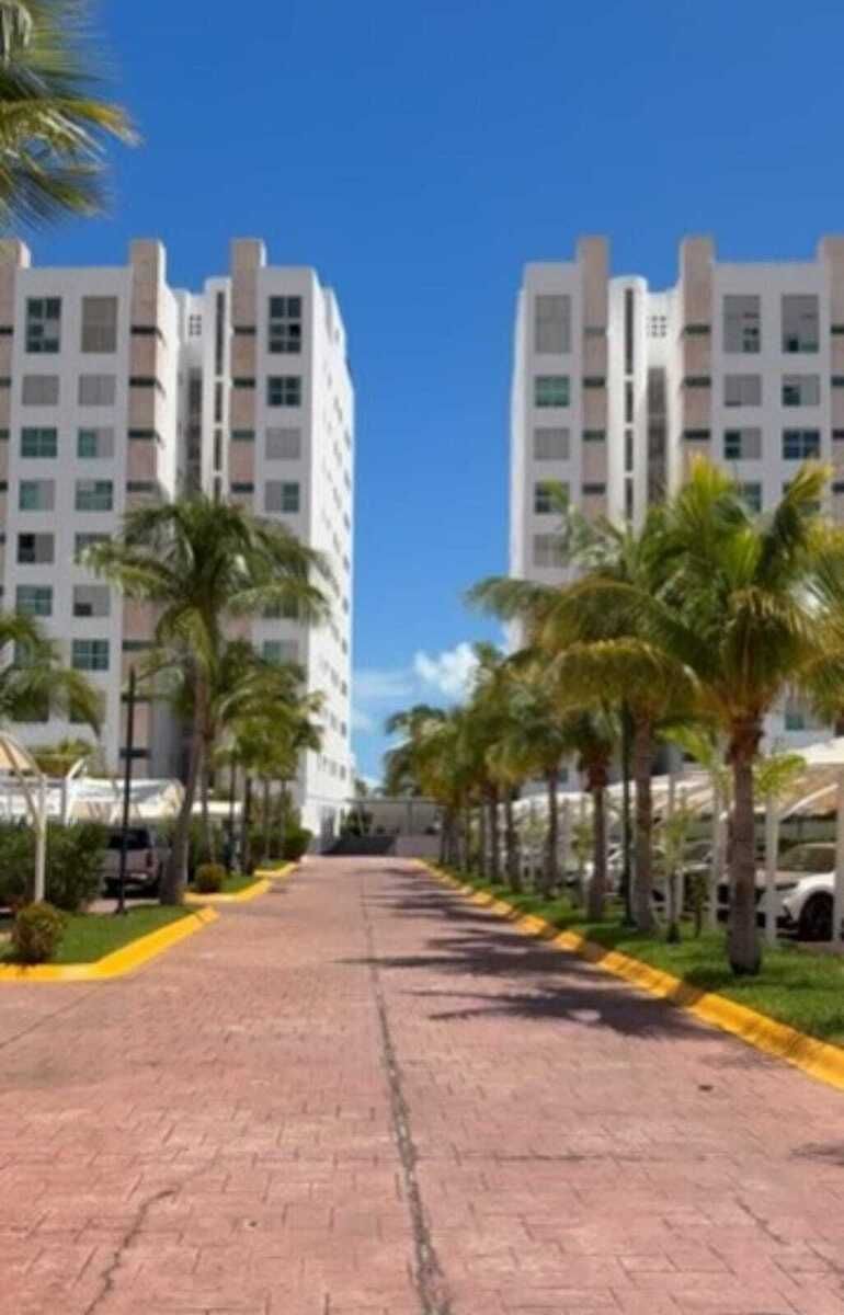 Departamento en renta con vista espectacular al mar Caribe.  Cancún!!! ID2932