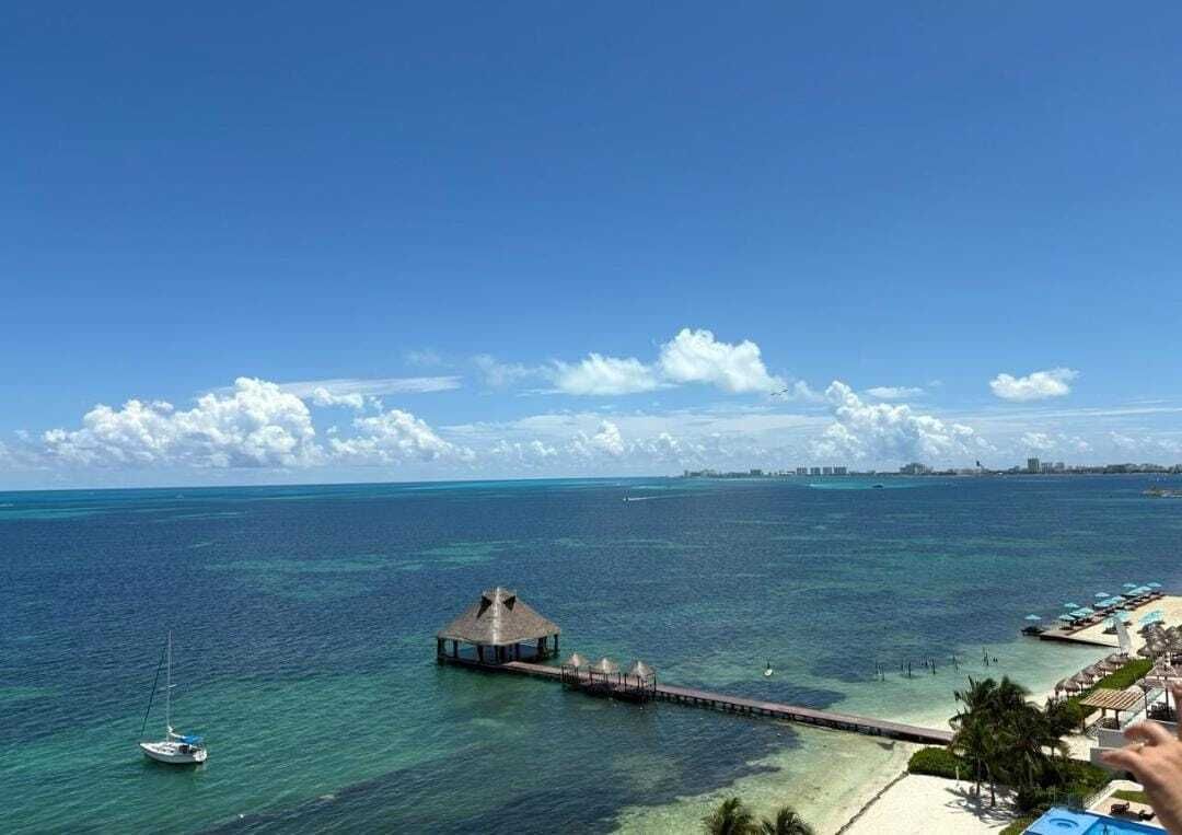 Departamento en renta con vista espectacular al mar Caribe.  Cancún!!! ID2932