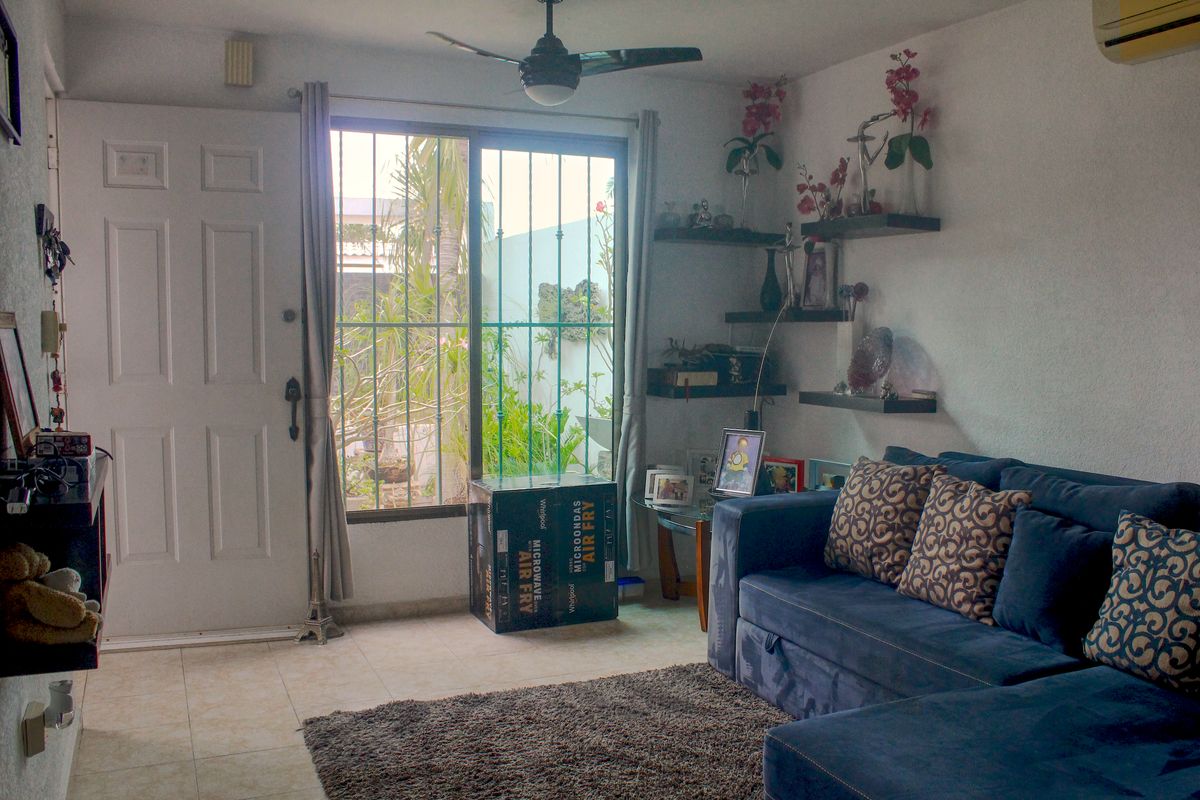Casa en venta en La Herradura III, Caucel