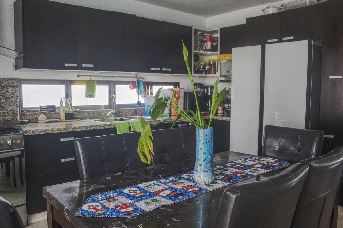 Casa en venta en La Herradura III, Caucel